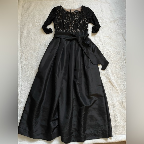 R&M Richards Dresses & Skirts - R&M Richards Dress Women's Black Beige Size 4P Prom/Special Occasion Bridesmaid